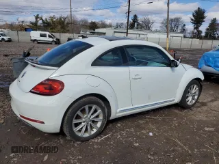 2019 Volkswagen Beetle SE with VIN 3VWJD7AT7KM707314, listed as a Copart auction lot 45299335 with 35,919 mi miles and Salvage Title. Bid and sale history available at carsss.com. Image 3.