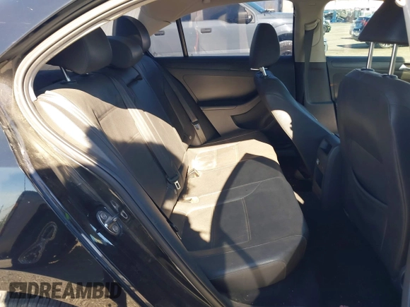 2012 Volkswagen Jetta SE with VIN 3VWDP7AJ9CM417967, listed as a IAAI auction lot 41385194 with 222,344 mi miles and . Bid and sale history available at DreamBid. Image 8.