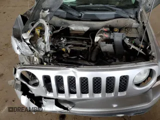2017 Jeep Patriot Sport z VIN 1C4NJPBAXHD166726, wystawiony jako Copart lot #48983685 z przebiegiem 125 539 mil mil oraz Szkoda całkowita • Salvage title. Historia ofert i sprzedaży dostępna na DreamBid. Obrazek 11.