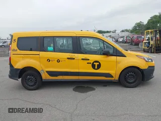 2020 Ford Transit Connect XL z VIN NM0GS9E28L1478511, wystawiony jako IAAI lot #42602330 z przebiegiem 161 890 mil mil oraz . Historia ofert i sprzedaży dostępna na DreamBid. Obrazek 13.