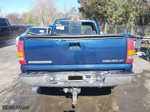 2000 Chevrolet Silverado 1500 LS with VIN 1GCEK14T8YE256265, listed as a IAAI auction lot 41826268 with 419,780 mi miles. Bid and sale history available at carsss.com. Image 16.