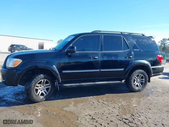 2006 Toyota Sequoia Limited with VIN 5TDBT48AX6S263316, listed as a IAAI auction lot 41559979 with 401,207 mi miles. Bid and sale history available at carsss.com. Image 14.