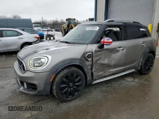 2019 MINI Countryman Cooper S with VIN WMZYT5C50K3E63128, listed as a Copart auction lot 44139925 with 95,675 mi miles and Salvage Title. Bid and sale history available at carsss.com. Image 1.
