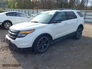 2015 Ford Explorer Sport with VIN 1FM5K8GT1FGC11511, listed as a IAAI auction lot 41922269 with 163,014 mi miles. Bid and sale history available at carsss.com. Image 17.