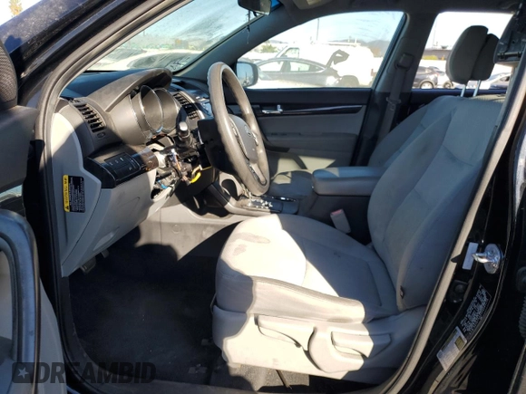 2012 Kia Sorento LX with VIN 5XYKT4A22CG281174, listed as a Copart auction lot 88546905 with Not Provided miles and Clean Title. Bid and sale history available at carsss.com. Image 7.