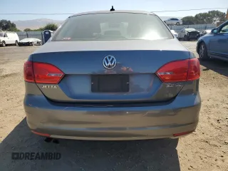 2013 Volkswagen Jetta SE с VIN 3VWDP7AJ0DM427725, выставлен на аукционе Copart как лот 60351305 с пробегом 114 259 миль миль и Списание • Salvage title. История ставок и продаж доступна на DreamBid. Изображение 6.