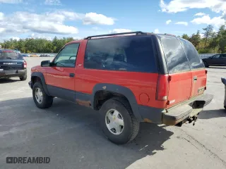1998 Chevrolet Tahoe with VIN 3GNEK18R0WG114682, listed as a Copart auction lot 75619714 with 208,770 mi miles and Clean Title. Bid and sale history available at carsss.com. Image 2.