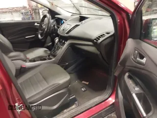 2016 Ford Escape SE z VIN 1FMCU9GX6GUC08682, wystawiony jako IAAI lot #42109775 z przebiegiem 190 071 mil mil oraz . Historia ofert i sprzedaży dostępna na DreamBid. Obrazek 5.