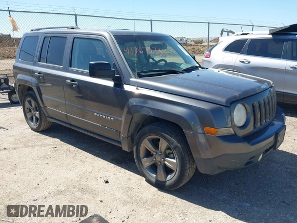 2014 Jeep Patriot Latitude with VIN 1C4NJPFA3ED928123, listed as a IAAI auction lot 41767231 with 136,318 mi miles and . Bid and sale history available at carsss.com. Image 1.