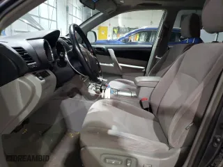 2009 Toyota Highlander with VIN JTEES41A892151163, listed as a Copart auction lot 61008864 with 331,606 mi miles and Salvage Title. Bid and sale history available at carsss.com. Image 7.