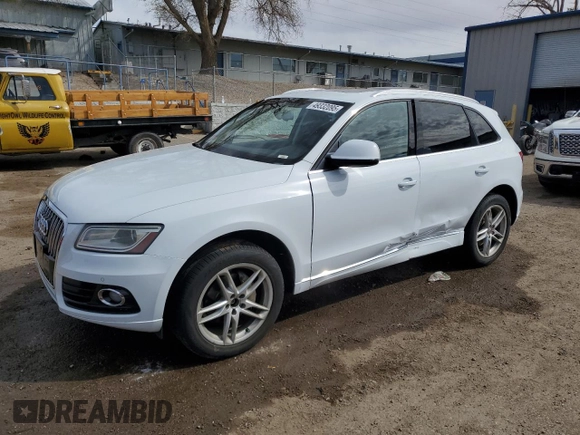2014 Audi Q5 Premium Plus with VIN WA1LFAFP2EA071623, listed as a Copart auction lot 49332095 with 103,772 mi miles and Salvage Title. Bid and sale history available at carsss.com. Image 1.