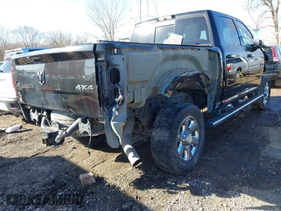 2018 Ram 2500 Big Horn with VIN 3C6UR5DL9JG128010, listed as a IAAI auction lot 41687186 with 79,810 mi miles. Bid and sale history available at carsss.com. Image 4.