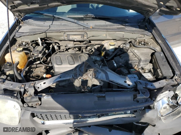 2004 Ford Escape XLT with VIN 1FMYU03184DA15965, listed as a Copart auction lot 42339875 with 209,805 mi miles and Salvage Title. Bid and sale history available at carsss.com. Image 14.