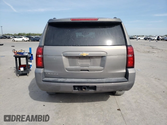 2019 Chevrolet Tahoe LT z VIN 1GNSCBKC8KR396364, wystawiony jako Copart lot #49660755 z przebiegiem 129 014 mil mil oraz Szkoda całkowita • Salvage title. Historia ofert i sprzedaży dostępna na DreamBid. Obrazek 6.