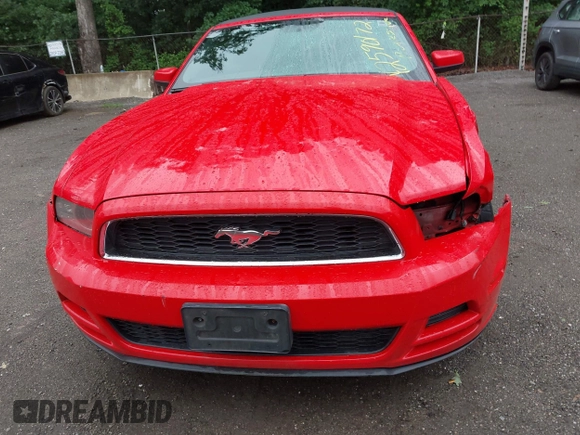 2014 Ford Mustang V6 с VIN 1ZVBP8EMXE5243143, выставлен на аукционе IAAI как лот 42590172 с пробегом 373 579 миль миль и . История ставок и продаж доступна на DreamBid. Изображение 12.