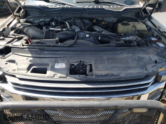 2017 Ford F-250 Lariat with VIN 1FT7W2BT8HED16552, listed as a Copart auction lot 62706195 with 371,638 mi miles and Salvage title. Bid and sale history available at DreamBid. Image 12.
