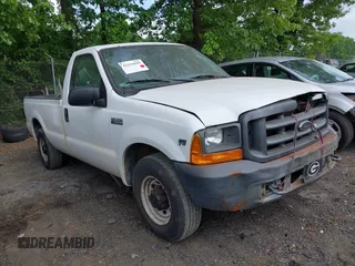 2000 Ford Super Duty F-250 XL with VIN 1FTNF20L4YEC90817, listed as a IAAI auction lot 42124999 with 290,964 mi miles. Bid and sale history available at carsss.com. Image 1.