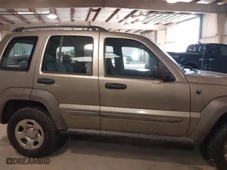 2006 Jeep Liberty Sport with VIN 1J4GL48K86W230792, listed as a IAAI auction lot 41378061 with 142,659 mi miles. Bid and sale history available at carsss.com. Image 13.