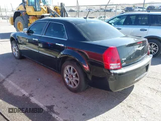 2008 Chrysler 300 C with VIN 2C3KK63H28H119526, listed as a IAAI auction lot 41898713 with Not Provided miles and . Bid and sale history available at carsss.com. Image 3.