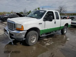 2001 Ford F-250 XL with VIN 1FTNX21S31ED26747, listed as a Copart auction lot 53110575 with 133,987 mi miles and Salvage title. Bid and sale history available at DreamBid. Image 1.
