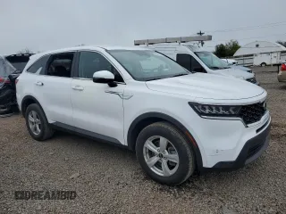 2021 Kia Sorento LX z VIN 5XYRGDLC4MG023118, wystawiony jako Copart lot #52586145 z przebiegiem 50 599 mil mil oraz Szkoda całkowita • Salvage title. Historia ofert i sprzedaży dostępna na DreamBid. Obrazek 4.
