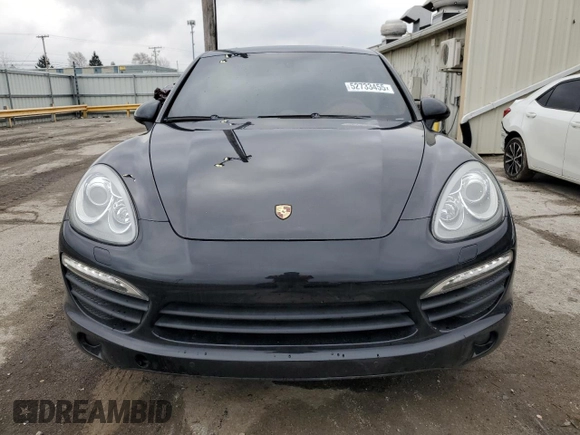 2014 Porsche Cayenne S with VIN WP1AB2A25ELA58233, listed as a Copart auction lot 52733455 with 144,344 mi miles and Clean title. Bid and sale history available at DreamBid. Image 5.