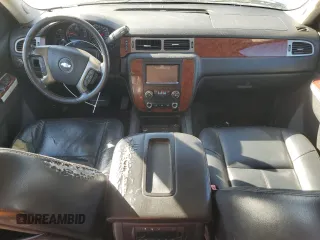 2012 Chevrolet Tahoe LS z VIN 1GNSCAE00CR257004, wystawiony jako Copart lot #43721335 z przebiegiem 198 308 mil mil oraz Czysty tytuł • Clean title. Historia ofert i sprzedaży dostępna na DreamBid. Obrazek 8.