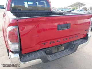 2022 Toyota Tacoma 4WD SR with VIN 3TMCZ5ANXNM514338, listed as a IAAI auction lot 41841246 with 21,604 mi miles. Bid and sale history available at carsss.com. Image 18.