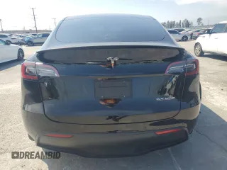 2022 Tesla Model Y Performance with VIN 7SAYGDEF6NF524171, listed as a Copart auction lot 60736945 with 30,629 mi miles and Salvage title. Bid and sale history available at DreamBid. Image 6.