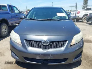 2010 Toyota Corolla z VIN 1NXBU4EE7AZ199417, wystawiony jako IAAI lot #42202363 z przebiegiem 180 378 mil mil oraz . Historia ofert i sprzedaży dostępna na DreamBid. Obrazek 13.