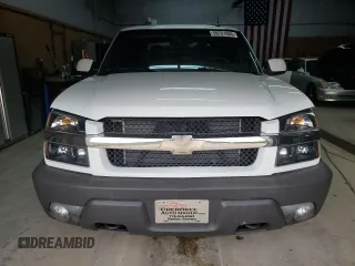 2003 Chevrolet Avalanche z VIN 3GNEK13TX3G209121, wystawiony jako Copart lot #59761055 z przebiegiem 37 766 mil mil oraz Czysty tytuł • Clean title. Historia ofert i sprzedaży dostępna na DreamBid. Obrazek 5.