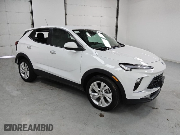 2024 Buick Encore GX Preferred with VIN KL4AMBS21RB129511, listed as a Copart auction lot 61129645 with 16,613 mi miles and Clean title. Bid and sale history available at DreamBid. Image 4.