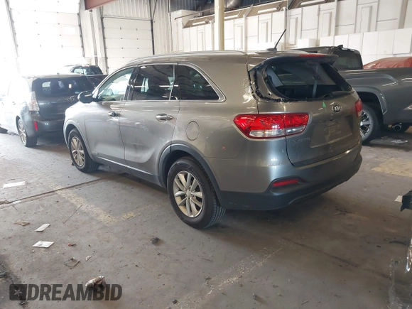 2017 Kia Sorento LX with VIN 5XYPGDA57HG199307, listed as a IAAI auction lot 41967654 with 88,112 mi miles and . Bid and sale history available at carsss.com. Image 3.