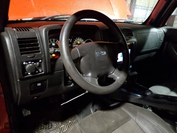 2008 Hummer H3 SUV with VIN 5GTEN13E488103030, listed as a Copart auction lot 43262805 with 168,950 mi miles and Salvage Title. Bid and sale history available at carsss.com. Image 8.