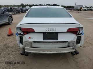 2017 Audi S8 z VIN WUAJ5AFD8HN901401, wystawiony jako Copart lot #77734973 z przebiegiem 133 780 mil mil oraz . Historia ofert i sprzedaży dostępna na DreamBid. Obrazek 6.