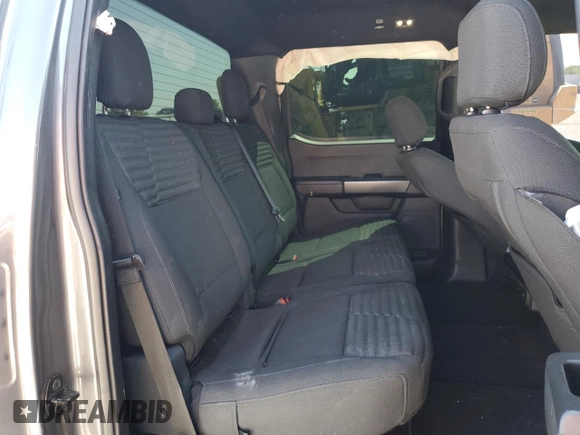 2021 Ford F-150 XL z VIN 1FTEW1CP8MFC22064, wystawiony jako Copart lot #45840755 z przebiegiem 37 749 mil mil oraz Szkoda całkowita • Salvage title. Historia ofert i sprzedaży dostępna na DreamBid. Obrazek 10.