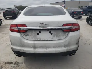 2015 Jaguar XF I4 T Premium with VIN SAJWA0FS6FPU86301, listed as a Copart auction lot 45493755 with 111,885 mi miles and Clean Title. Bid and sale history available at carsss.com. Image 6.