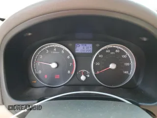 2011 Hyundai Accent GLS z VIN KMHCN4AC6BU621572, wystawiony jako Copart lot #57753025 z przebiegiem 108 395 mil mil oraz Szkoda całkowita • Salvage title. Historia ofert i sprzedaży dostępna na DreamBid. Obrazek 9.