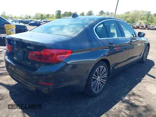 2019 BMW 5 Series 530i xDrive с VIN WBAJA7C58KG909998, выставлен на аукционе IAAI как лот 42203841 с пробегом 132 313 миль миль и . История ставок и продаж доступна на DreamBid. Изображение 4.