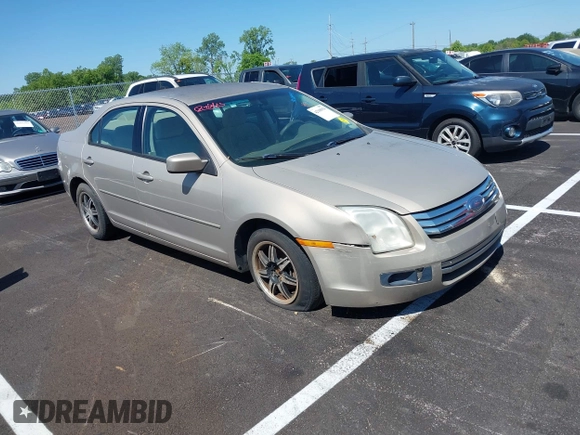 2007 Ford Fusion SE with VIN 3FAHP07197R260538, listed as a IAAI auction lot 42108954 with 160,417 mi miles and . Bid and sale history available at DreamBid. Image 1.