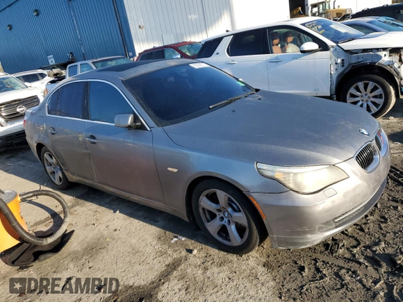 2008 BMW 5 Series 535i with VIN WBANW135X8CZ75422, listed as a Copart auction lot 85558714 with 114,471 mi miles and Clean Title. Bid and sale history available at carsss.com. Image 4.