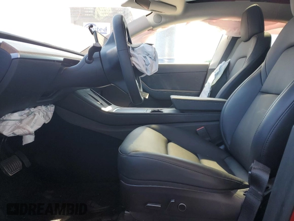 2022 Tesla Model Y Long Range z VIN 7SAYGDEE3NF436119, wystawiony jako Copart lot #54892115 z przebiegiem 27 054 mil mil oraz Szkody całkowita. Historia ofert i sprzedaży dostępna na DreamBid. Obrazek 7.