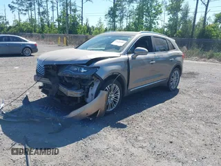 2018 Lincoln MKX Reserve with VIN 2LMPJ6LR1JBL30108, listed as a IAAI auction lot 42048591 with 80,555 mi miles. Bid and sale history available at carsss.com. Image 17.