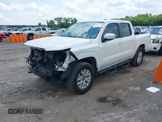 2024 Nissan Frontier SV z VIN 1N6ED1EK9RN633202, wystawiony jako IAAI lot #42227535 z przebiegiem 26 224 mil mil oraz . Historia ofert i sprzedaży dostępna na DreamBid. Obrazek 17.