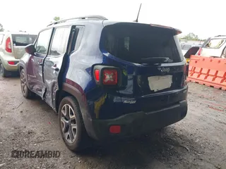 2018 Jeep Renegade Latitude with VIN ZACCJABB4JPH62323, listed as a IAAI auction lot 42202217 with 111,042 mi miles and . Bid and sale history available at DreamBid. Image 3.