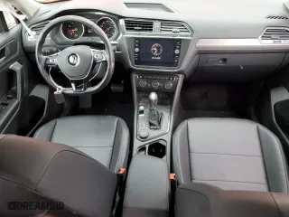 2019 Volkswagen Tiguan SE with VIN 3VV2B7AX8KM152231, listed as a Copart auction lot 52824585 with 43,410 mi miles and Salvage Title. Bid and sale history available at carsss.com. Image 8.