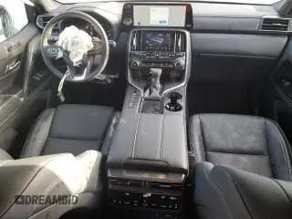 2024 Lexus LX 600 Luxury z VIN JTJGB7CX0R4062088, wystawiony jako Copart lot #84683894 z przebiegiem 85 mil mil oraz Szkoda całkowita • Salvage title. Historia ofert i sprzedaży dostępna na DreamBid. Obrazek 8.