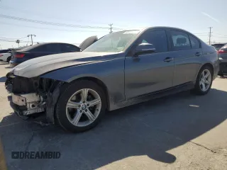 2015 BMW 3 Series 320i с VIN WBA3B1G52FNT63245, выставлен на аукционе Copart как лот 58089985 с пробегом 62 837 миль миль и Списание • Salvage title. История ставок и продаж доступна на DreamBid. Изображение 1.