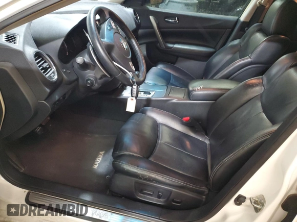 2013 Nissan Maxima SV z VIN 1N4AA5AP0DC840980, wystawiony jako Copart lot #58096015 z przebiegiem 191 445 mil mil oraz Szkoda całkowita • Salvage title. Historia ofert i sprzedaży dostępna na DreamBid. Obrazek 7.