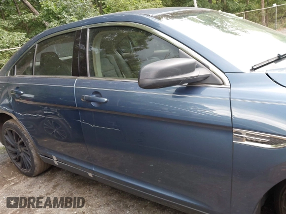 2018 Ford Taurus SE с VIN 1FAHP2D84JG115399, выставлен на аукционе IAAI как лот 42546428 с пробегом 180 163 миль миль и . История ставок и продаж доступна на DreamBid. Изображение 13.